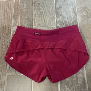 size 2 2.5” lululemon shorts